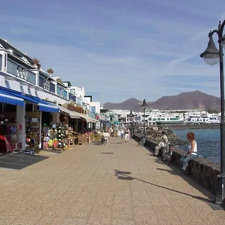 Playa Blanca Villa Sleeps 8 With Pool * Playa Blanca (Lanzarote)